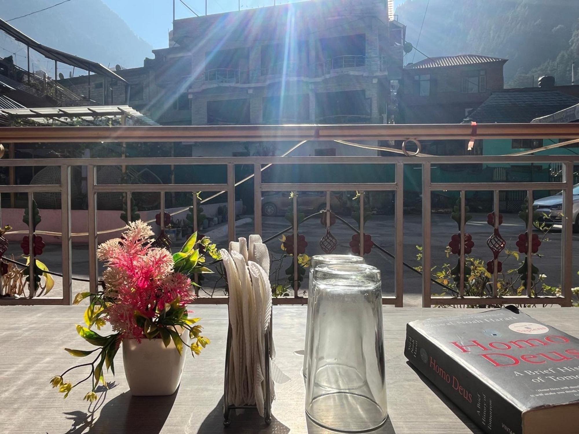 Hotel Dream Valley Kasol #Near Mall Road #River View #Parking #Gaming Zone #Open Terrace #Restaurant Eksteriør bilde