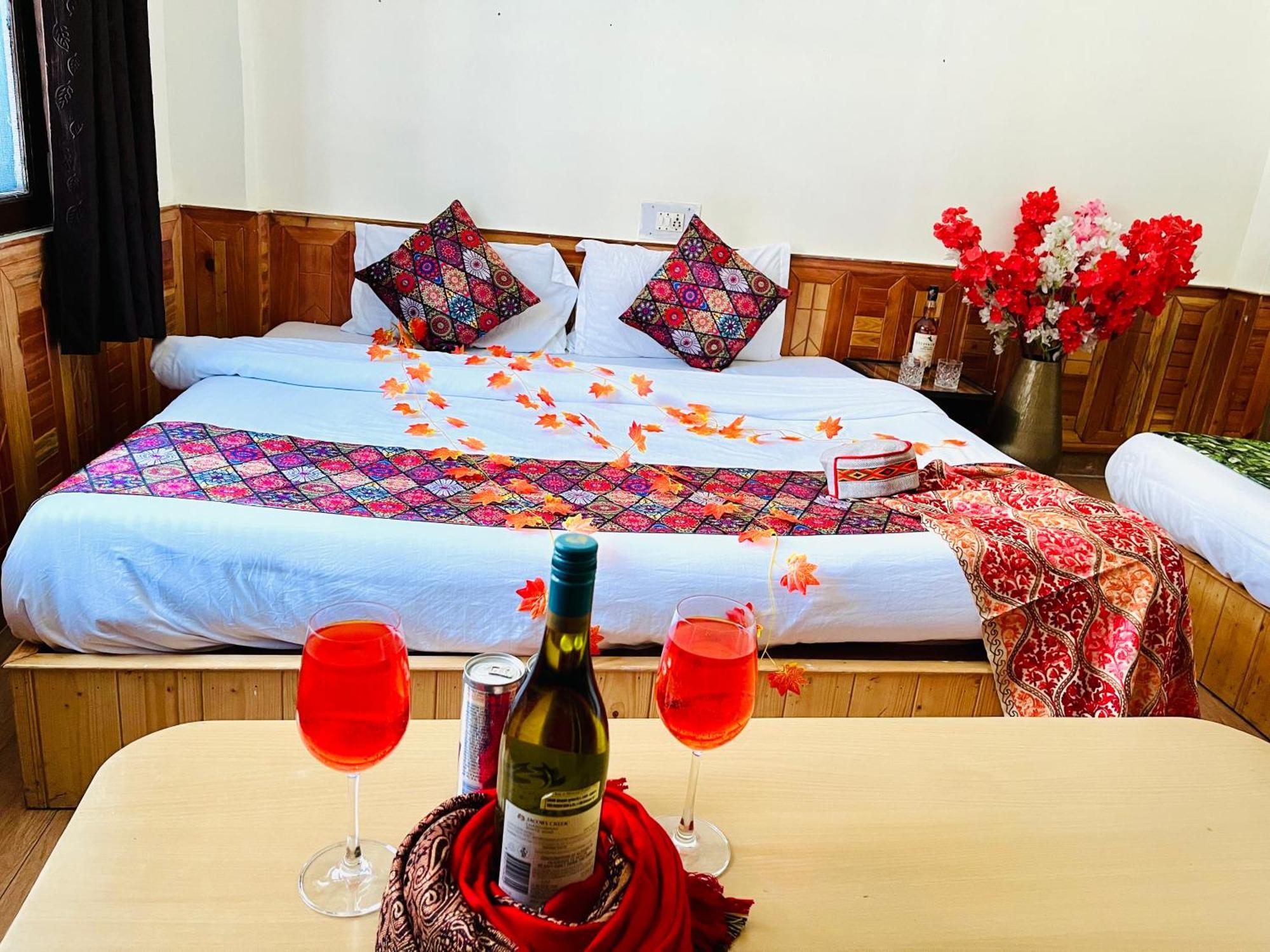 Hotel Dream Valley Kasol #Near Mall Road #River View #Parking #Gaming Zone #Open Terrace #Restaurant Eksteriør bilde