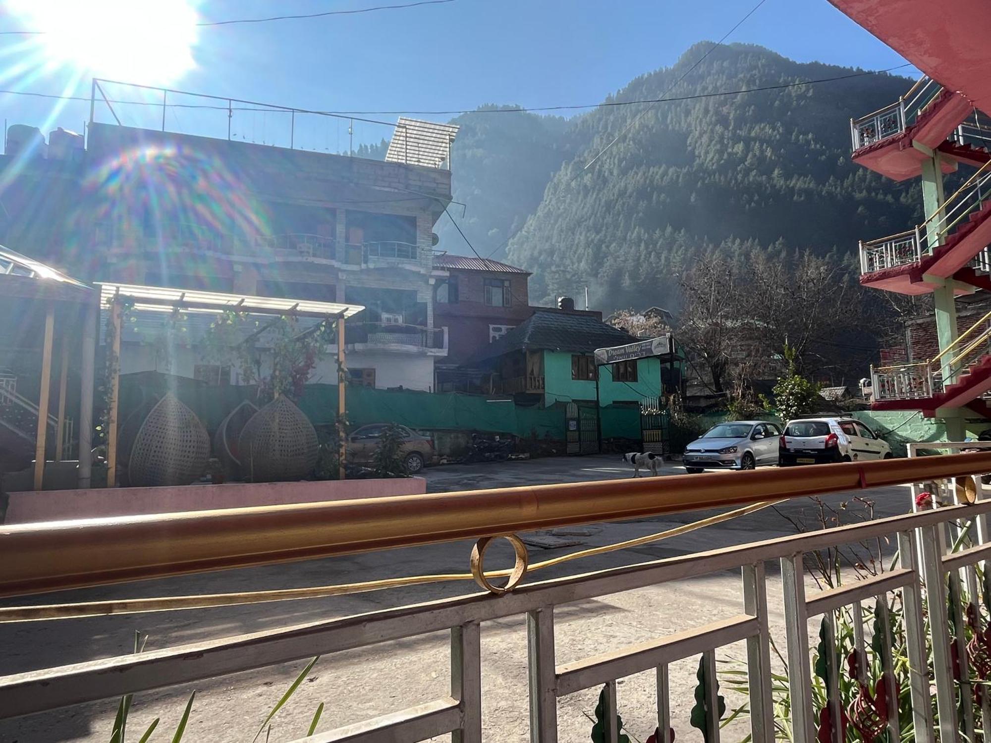 Hotel Dream Valley Kasol #Near Mall Road #River View #Parking #Gaming Zone #Open Terrace #Restaurant Eksteriør bilde