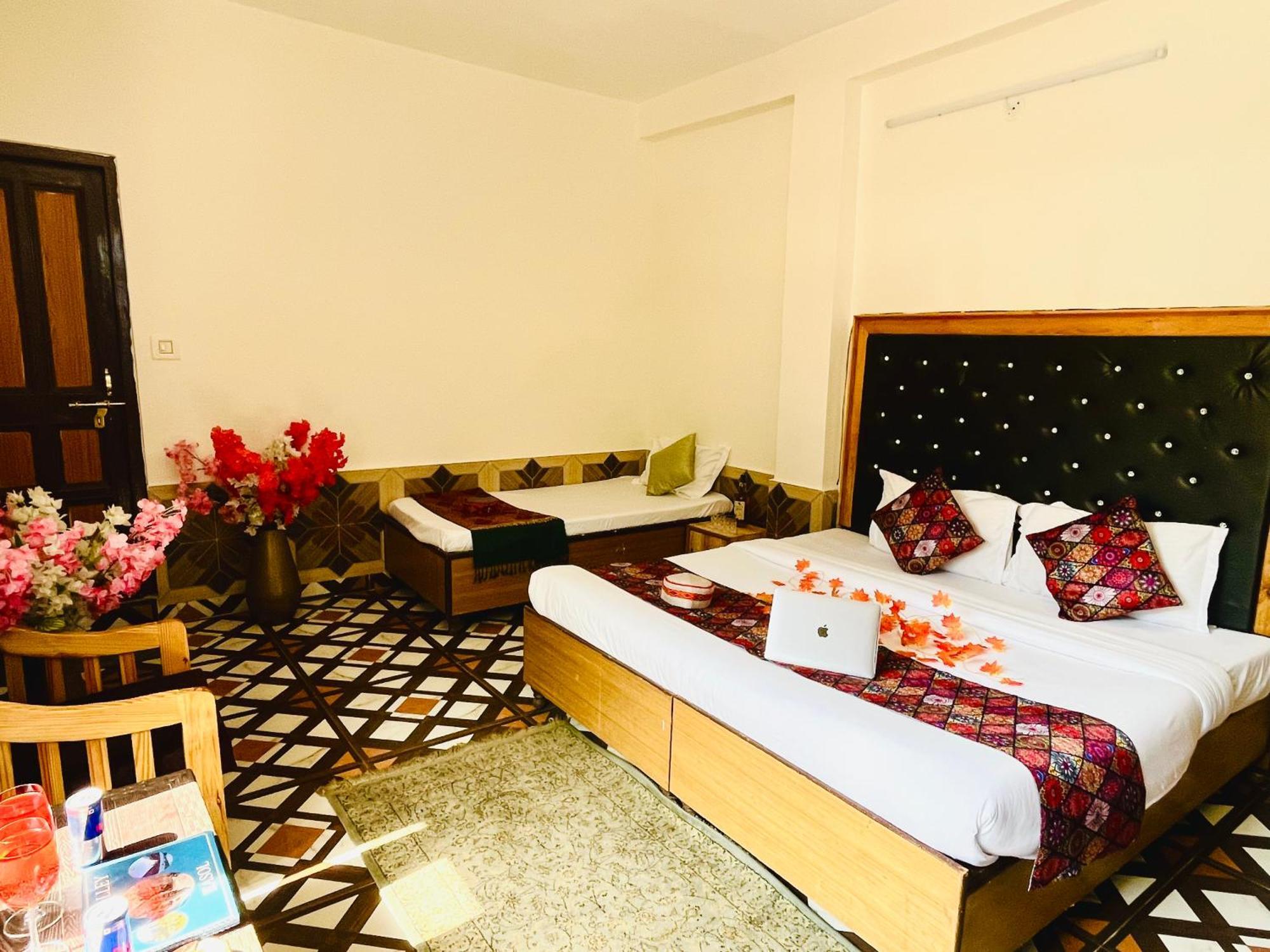 Hotel Dream Valley Kasol #Near Mall Road #River View #Parking #Gaming Zone #Open Terrace #Restaurant Eksteriør bilde