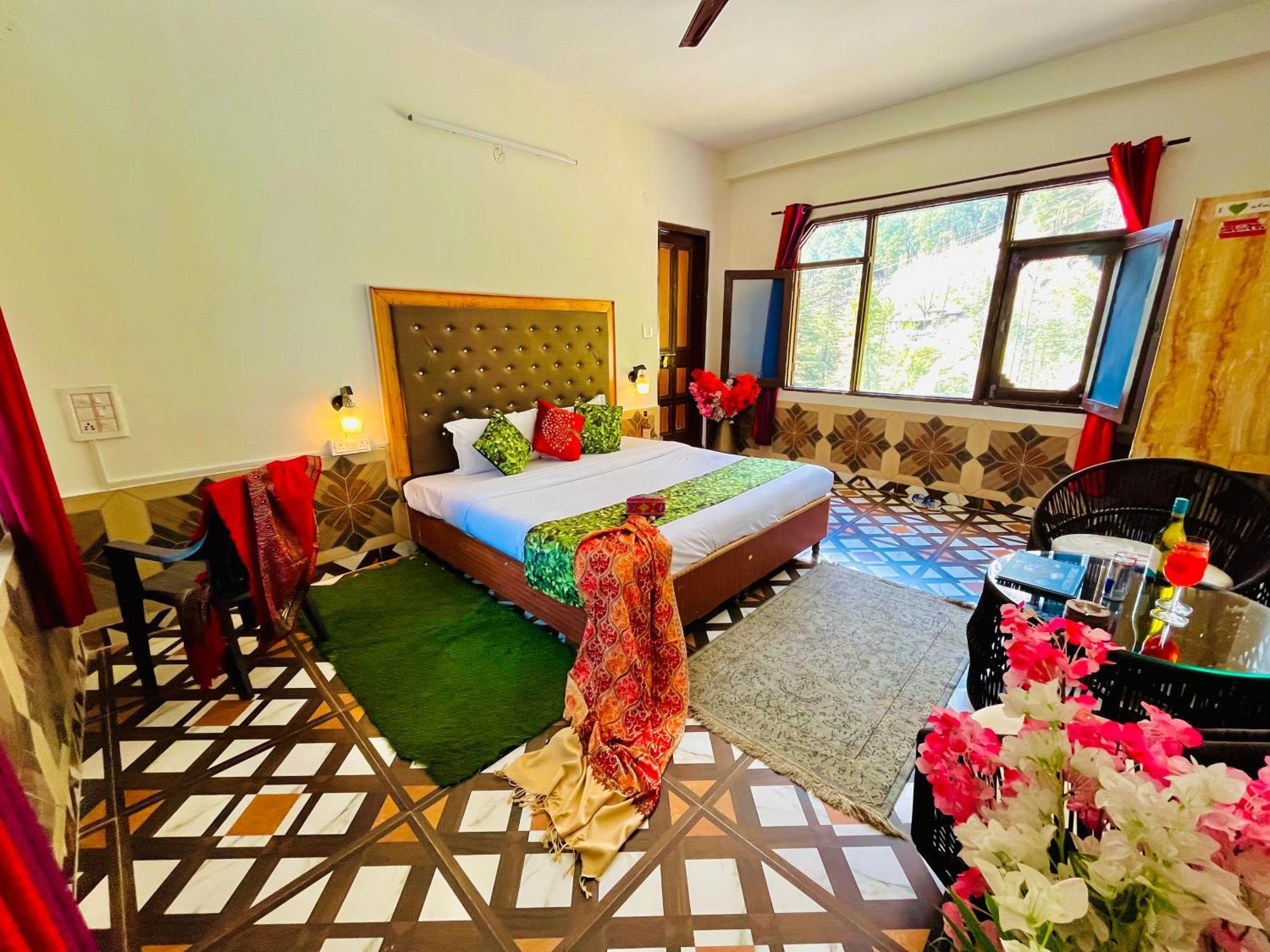 Hotel Dream Valley Kasol #Near Mall Road #River View #Parking #Gaming Zone #Open Terrace #Restaurant Eksteriør bilde