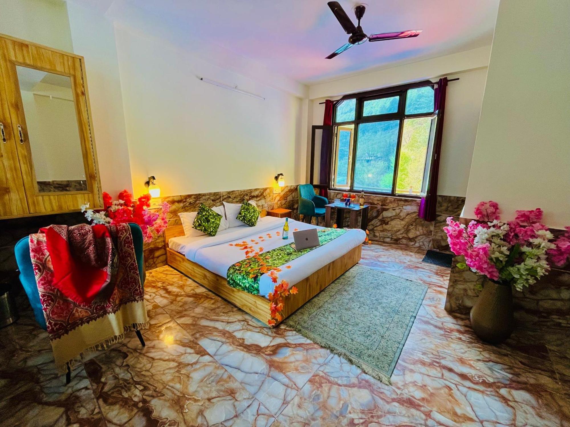 Hotel Dream Valley Kasol #Near Mall Road #River View #Parking #Gaming Zone #Open Terrace #Restaurant Eksteriør bilde