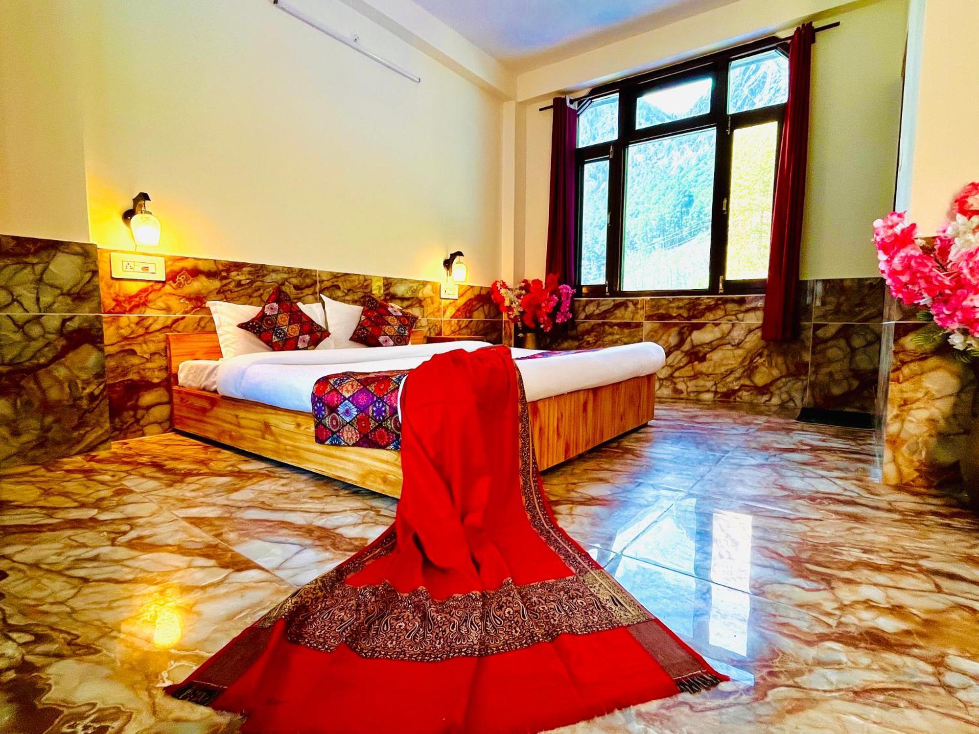 Hotel Dream Valley Kasol #Near Mall Road #River View #Parking #Gaming Zone #Open Terrace #Restaurant Eksteriør bilde